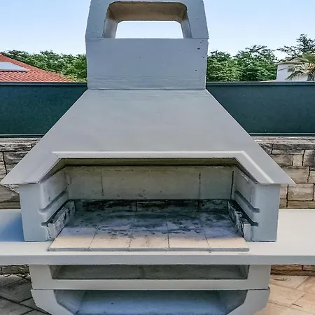 Nika Nyaraló Poreč